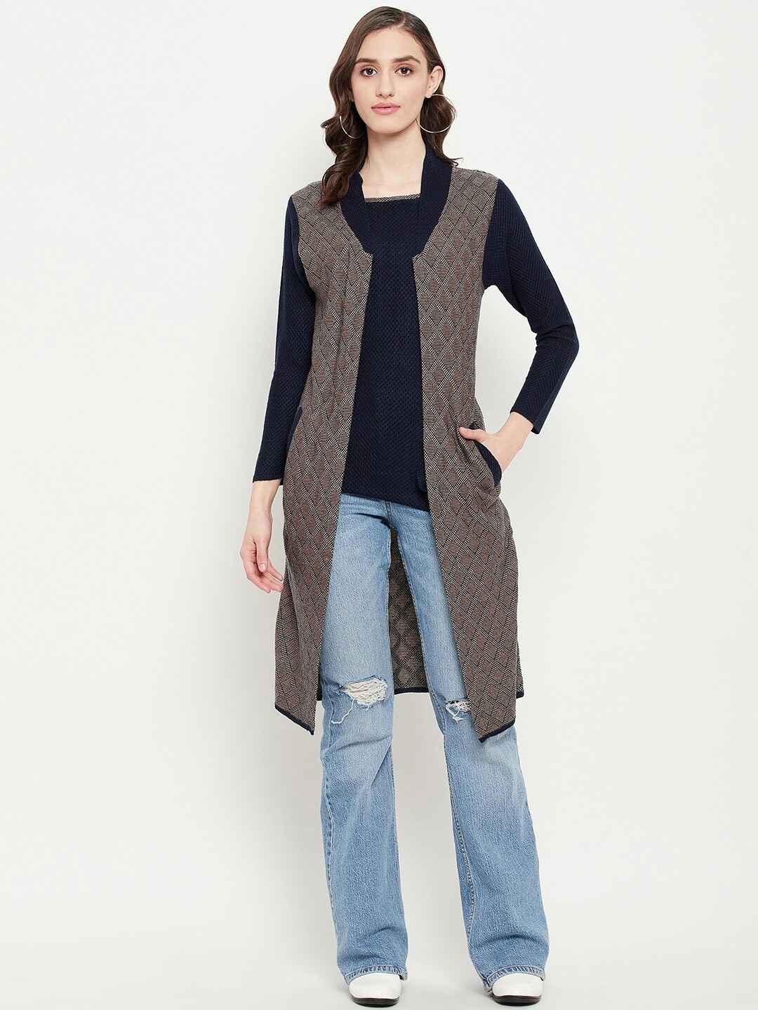

Zigo Women Checked Longline Wool Sweater, Beige