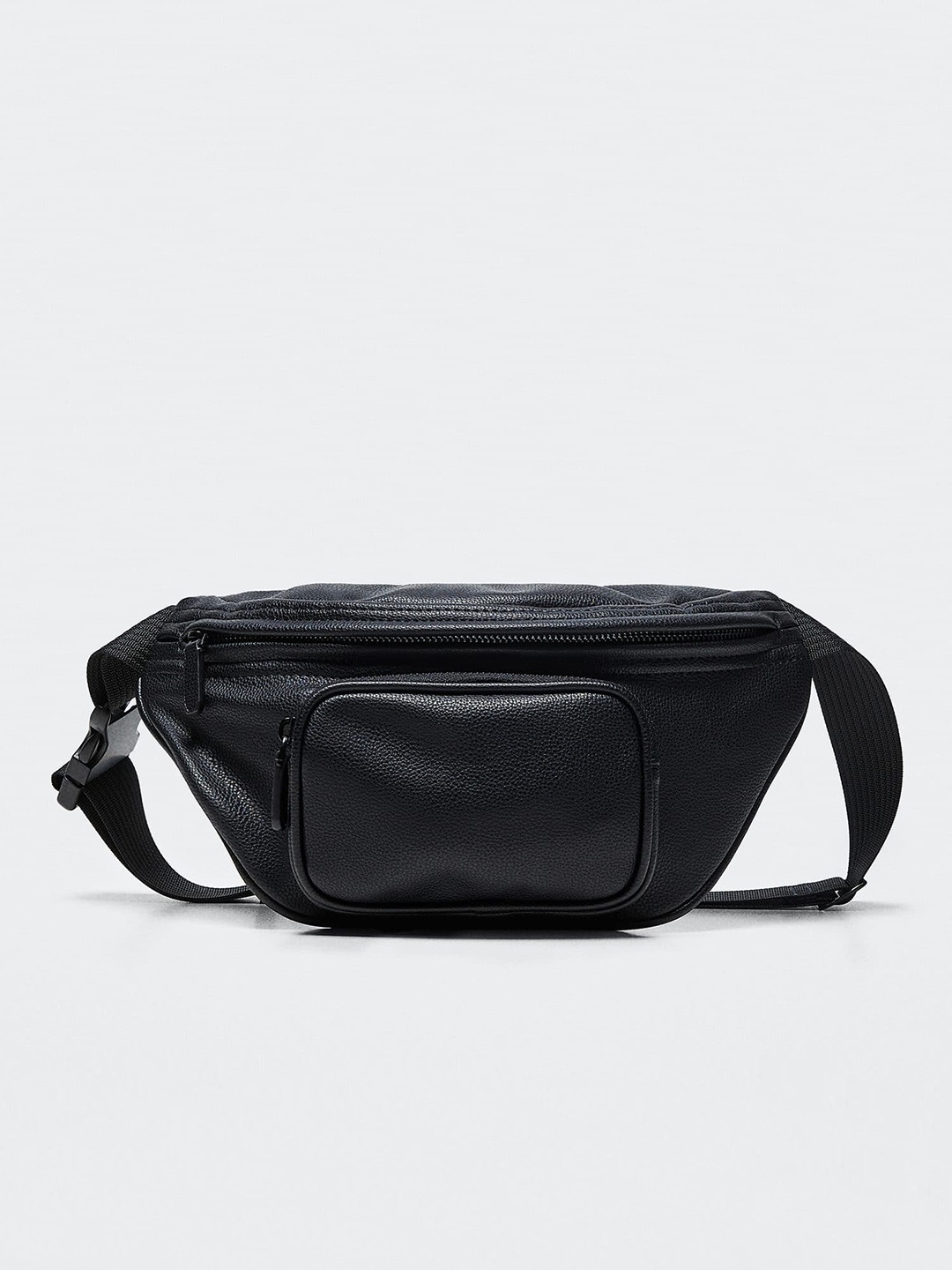 

MANGO MAN Adjustable Fanny Pack, Black