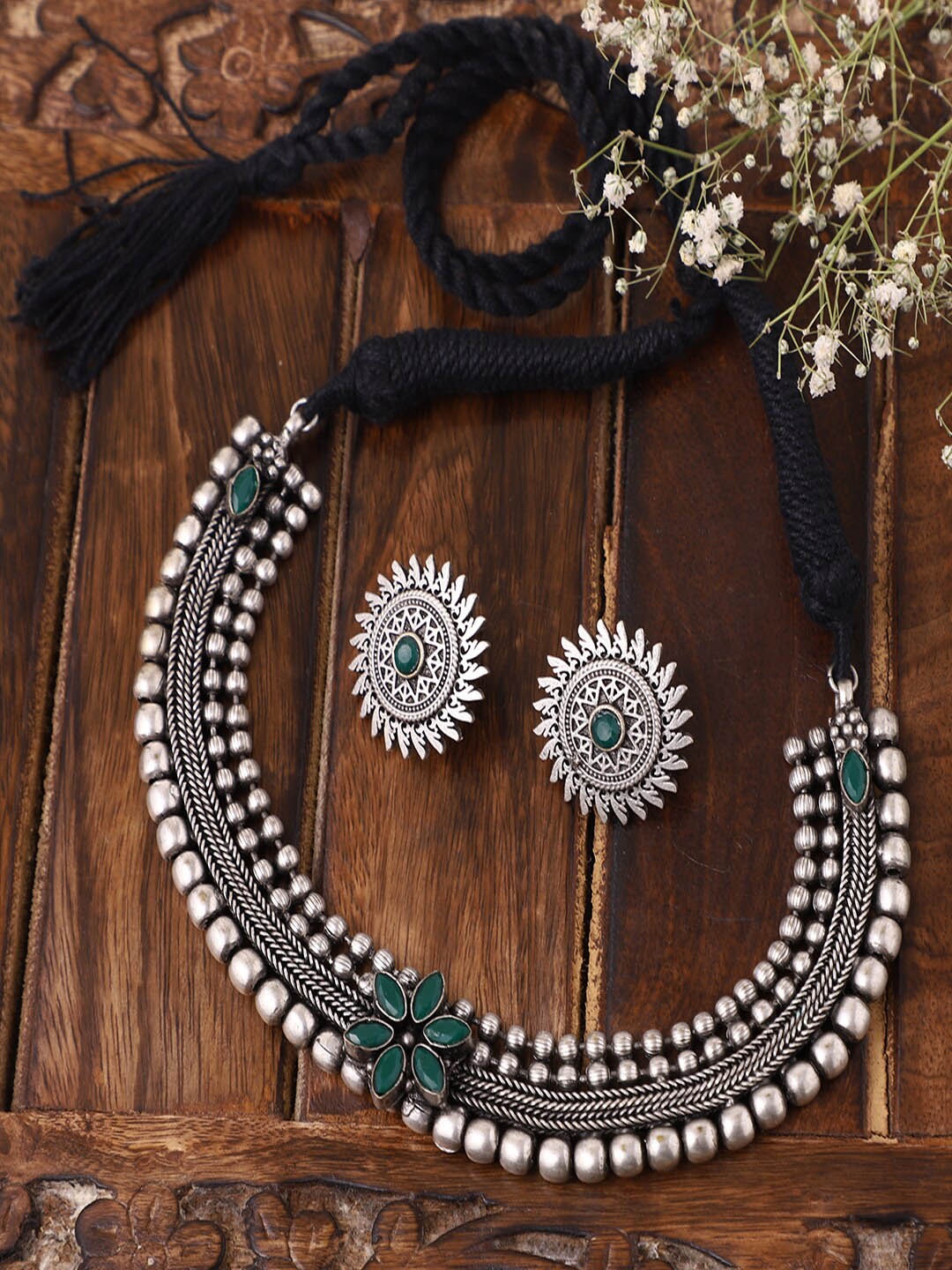 

VENI Oxidized Silver-Plated Stone-Studded & Beaded Jewellery Set