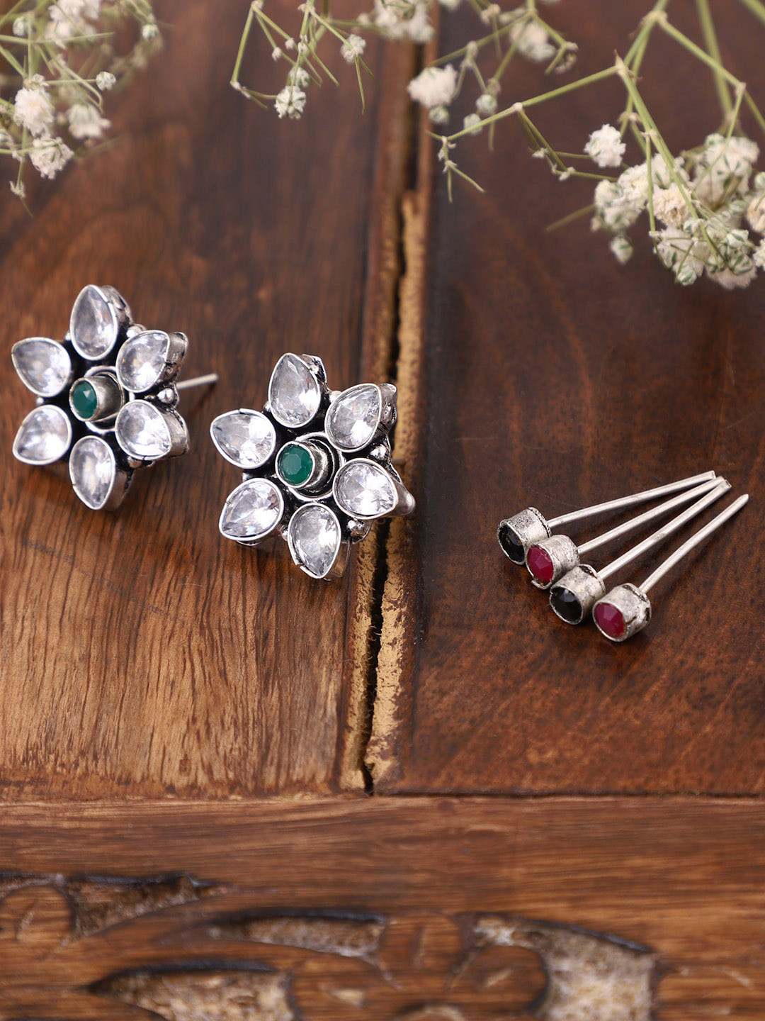 

VENI Set of 3 Contemporary Studs Earrings, Silver