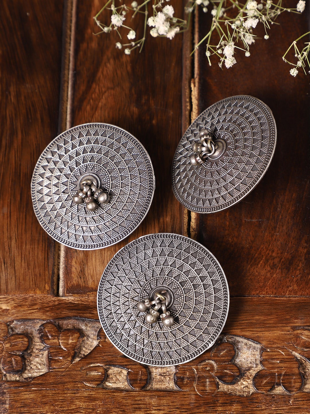

VENI Oxidised Silver-Plated Ghungroo Jewellery Set