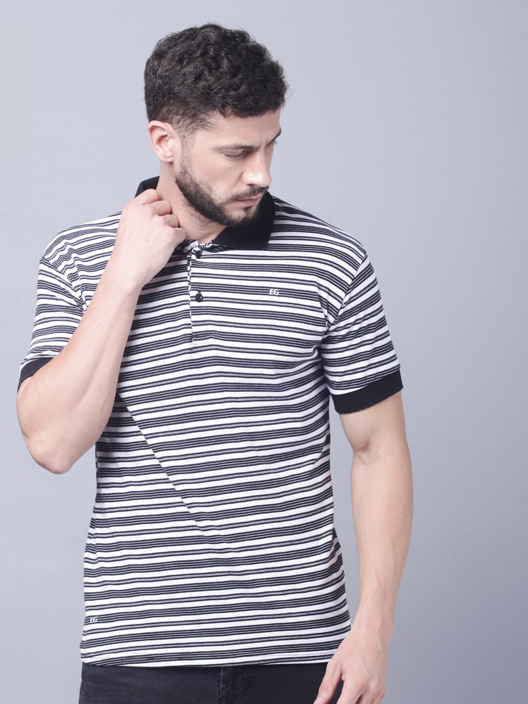 

THE EG STORE Men Striped Polo Collar Slim Fit T-shirt, White