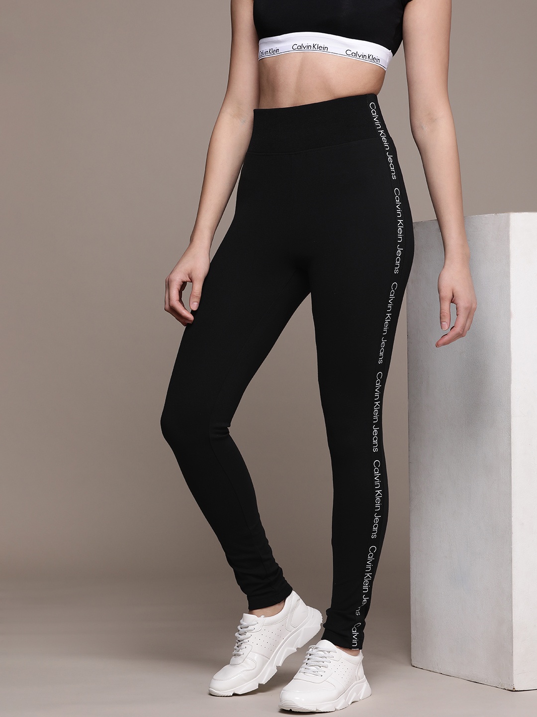 

Calvin Klein Jeans Women Brand Logo Side Tape Detail Tights, Black