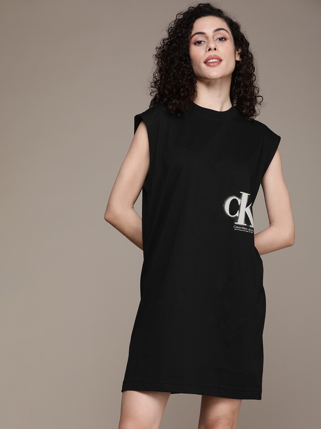 

Calvin Klein Jeans Pure Cotton Brand Logo Printed T-shirt Dress, Black