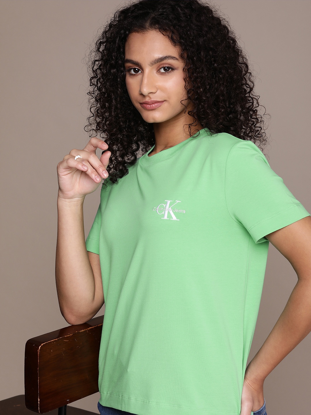 

Calvin Klein Jeans Brand Logo Embroidered Detail T-shirt, Green