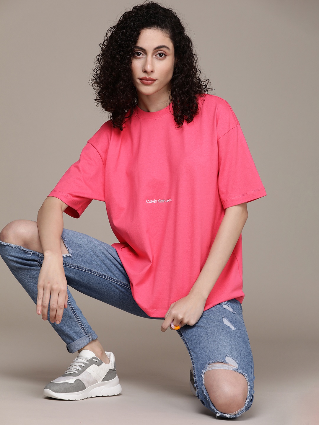 

Calvin Klein Jeans Women Pure Cotton Drop-Shoulder Sleeves T-shirt, Pink