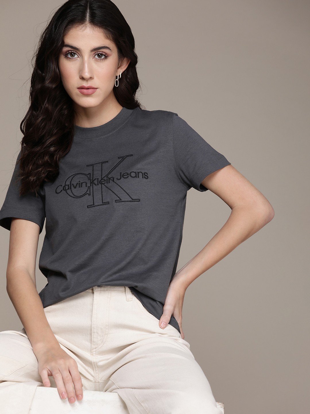 

Calvin Klein Jeans Women Pure Cotton Brand Logo Embroidered T-shirt, Grey