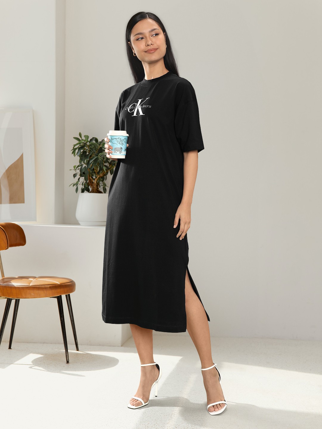 

Calvin Klein Jeans Pure Cotton Long Sleeves Midi Jumper Dress With Slit Detailing, Black