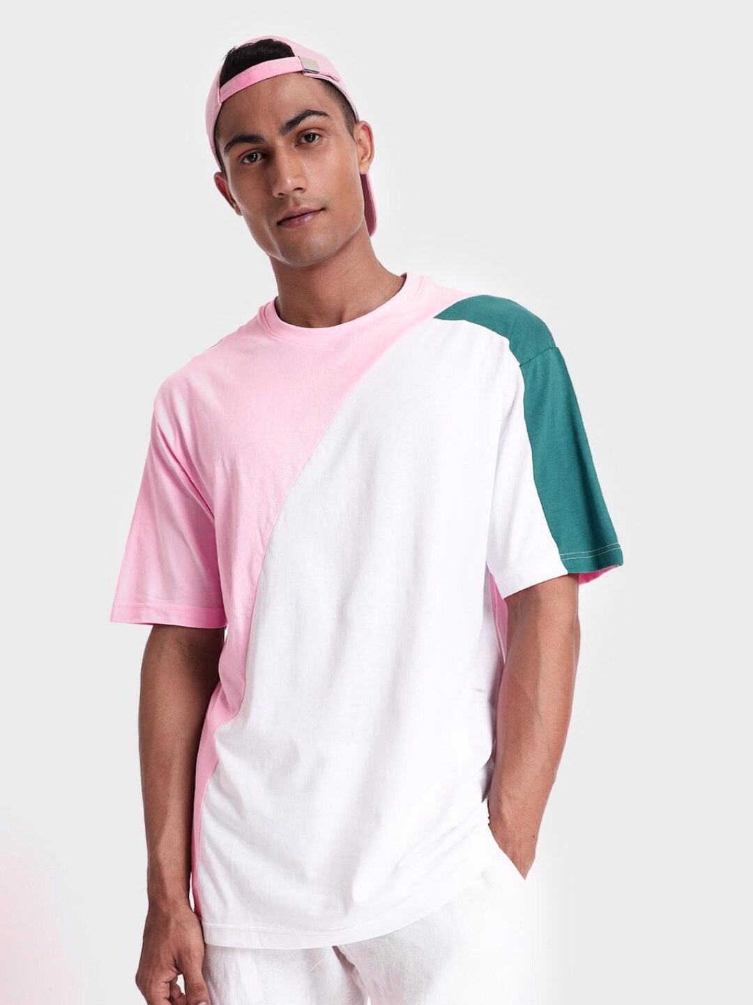 

Bewakoof Men Colourblocked Drop-Shoulder Sleeves Oversized Cotton T-shirt, Pink