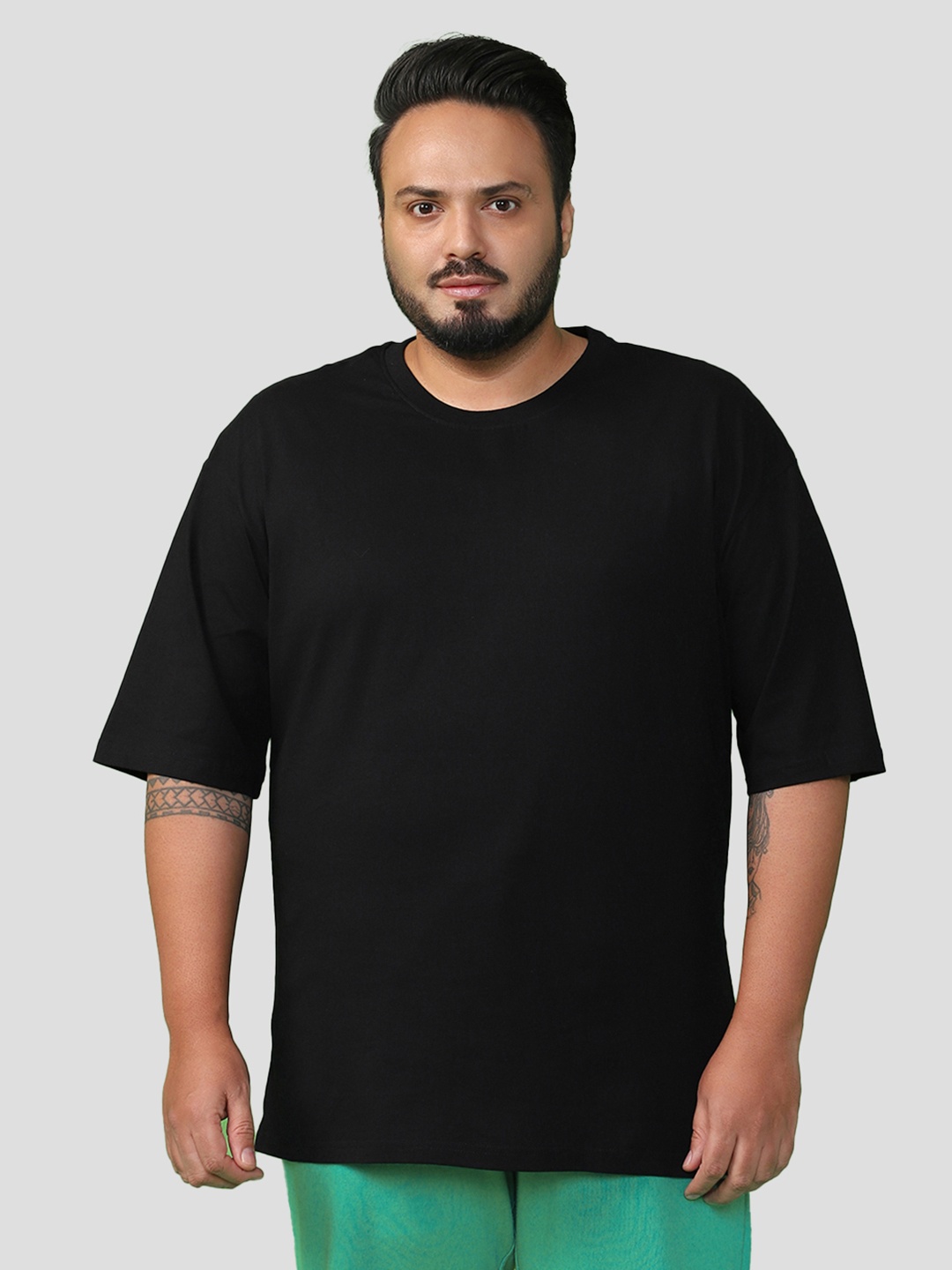 

Bewakoof Plus Men Plus Size Oversized T-shirt, Black