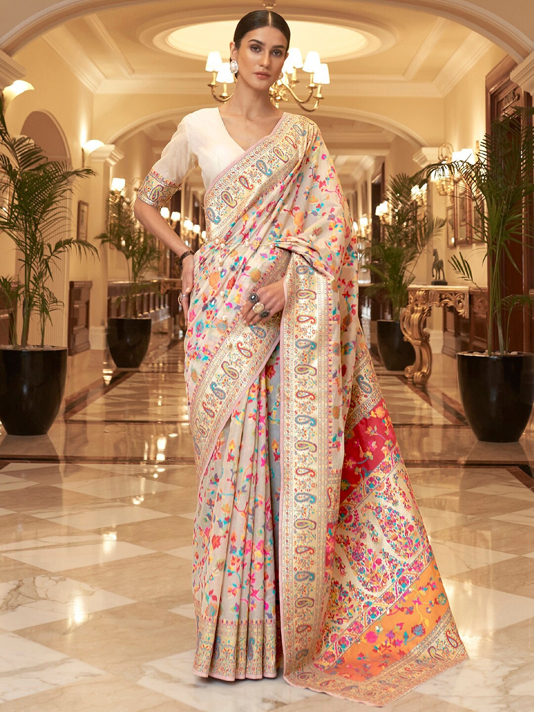 

Anouk Woven Design Silk Blend Saree, Cream