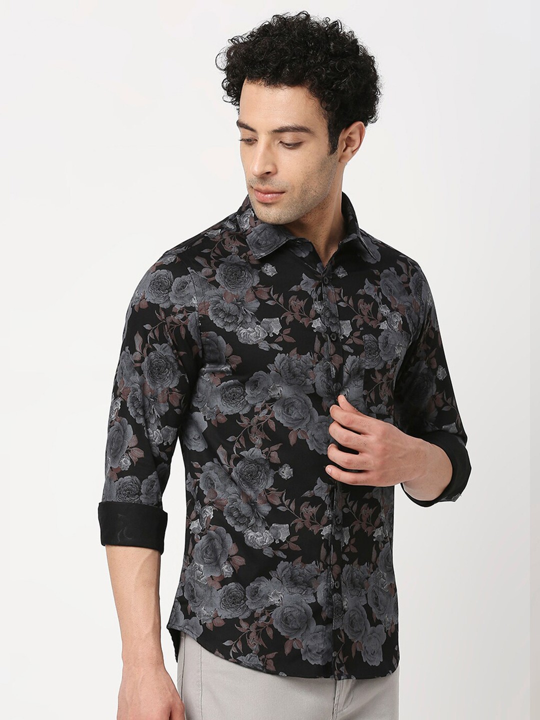 

VALEN CLUB Men Slim Fit Floral Printed Casual Pure Cotton Shirt, Black