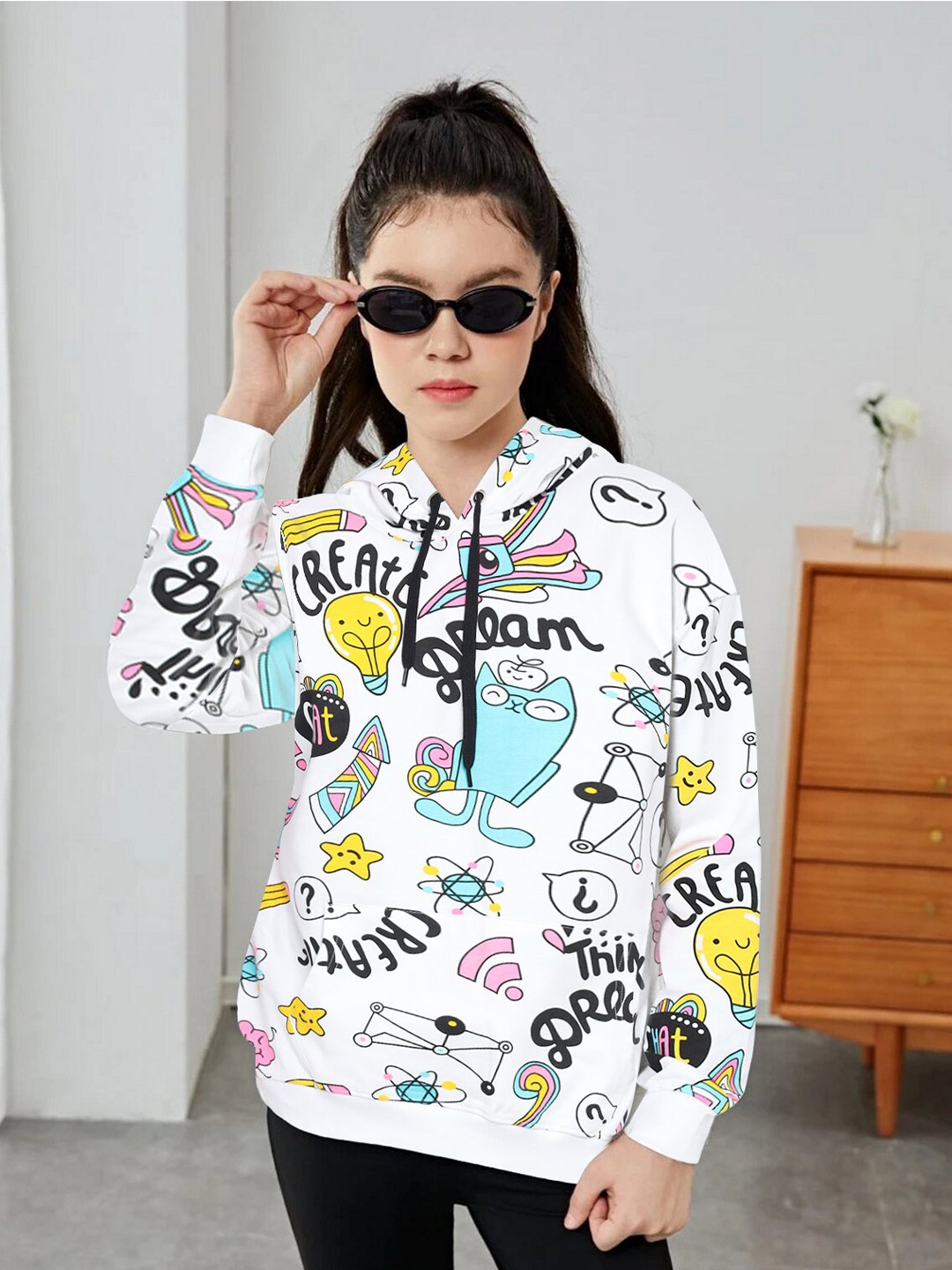

LILCLAN - BY THE DRY STATE Girls Printed Hooded Fleece Sweatshirt, White