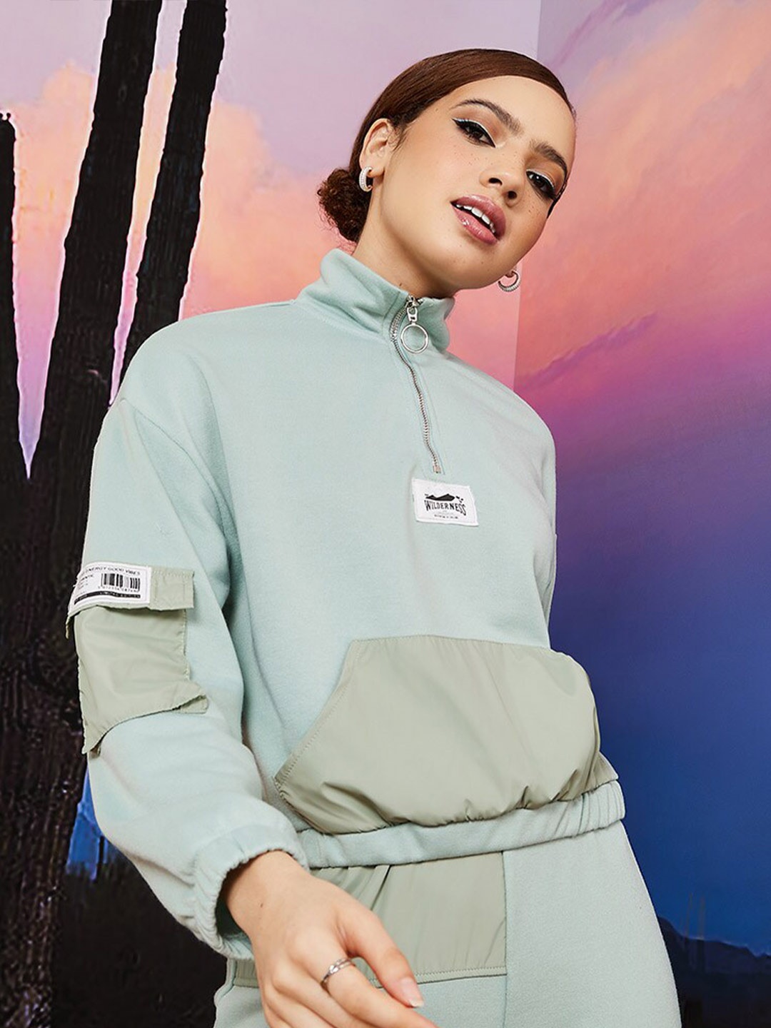 

Styli Women Colourblocked Cropped Pullover Sweatshirt, Green
