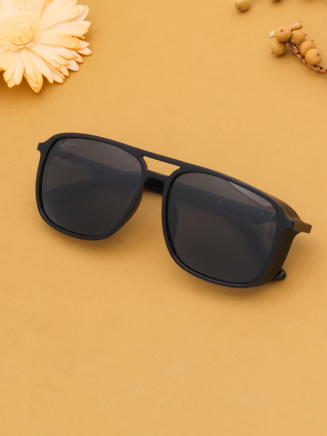 

Ted Smith Unisex Square Sunglasses with UV Protected Lens, Black