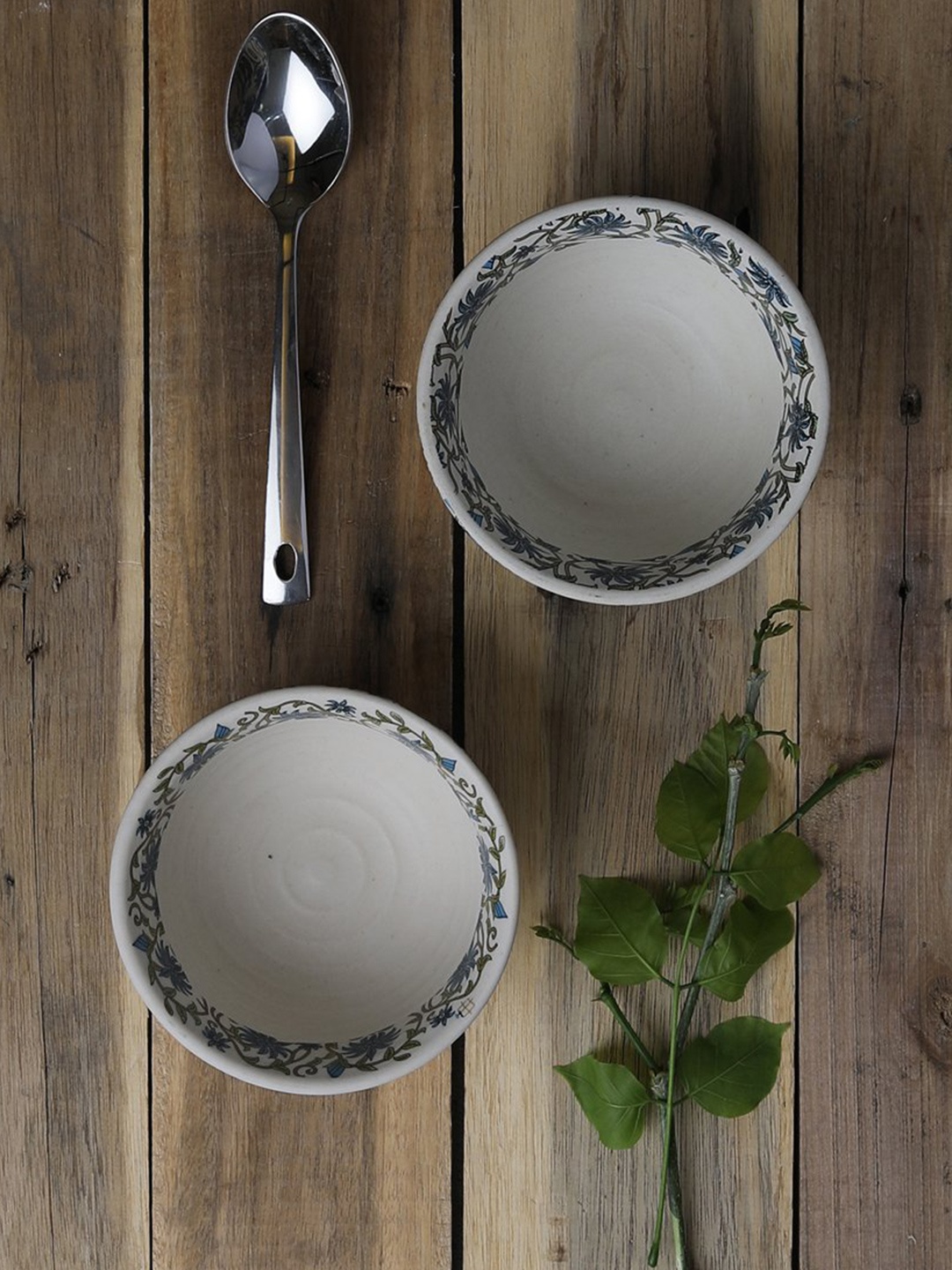

MIAH Decor White Handcrafted Ceramic Serving Bowls