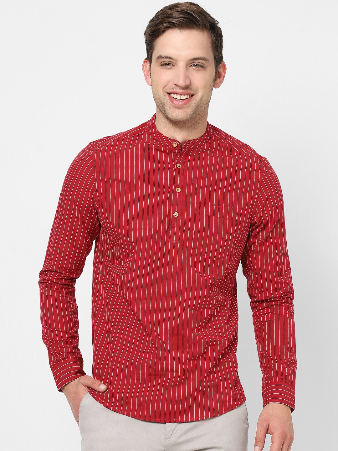 

VASTRADO Men Striped Kurta, Maroon