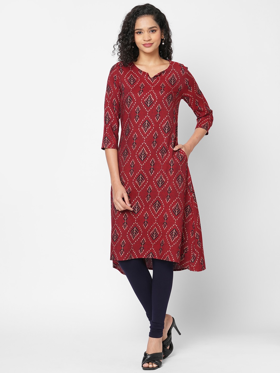 

Fusion Beats Women Ethnic Motifs Printed Notch Neck Kurta, Maroon