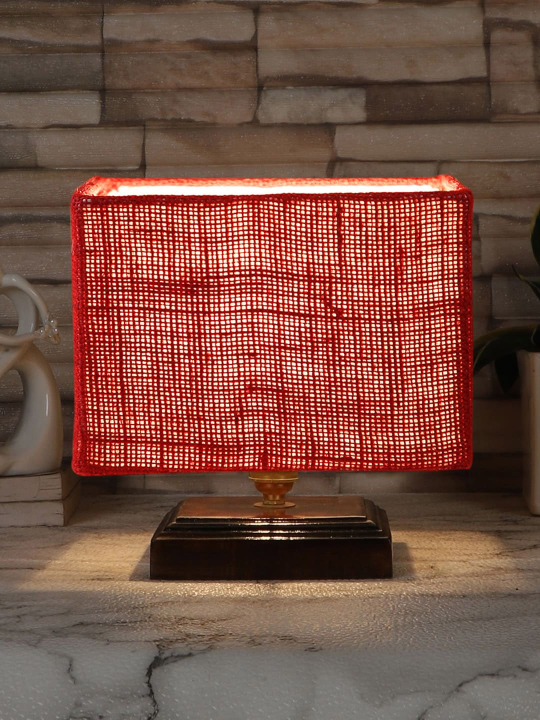 

Devansh Maroon Jute Square lamp with Brown wood square base