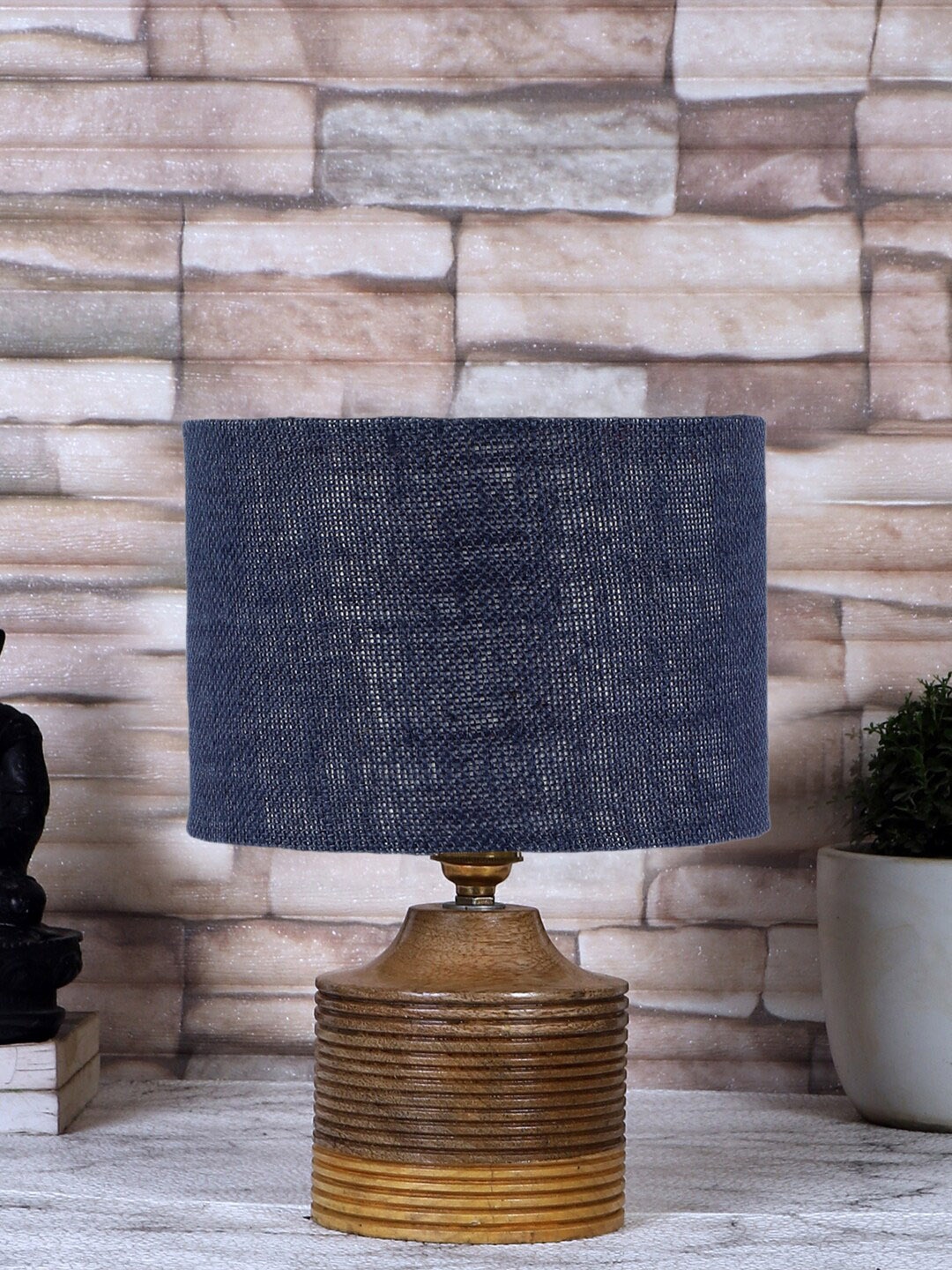 

Devansh Blue & Brown Textured Table Lamps