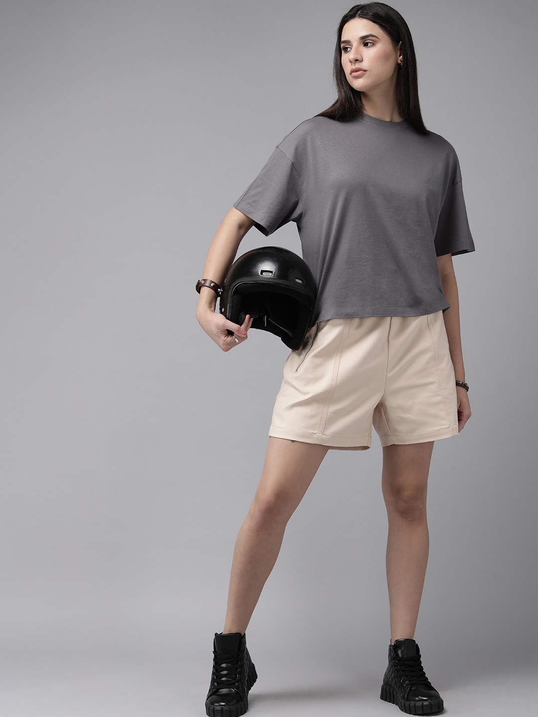 

Roadster Women Solid Boxy T-shirt, Grey