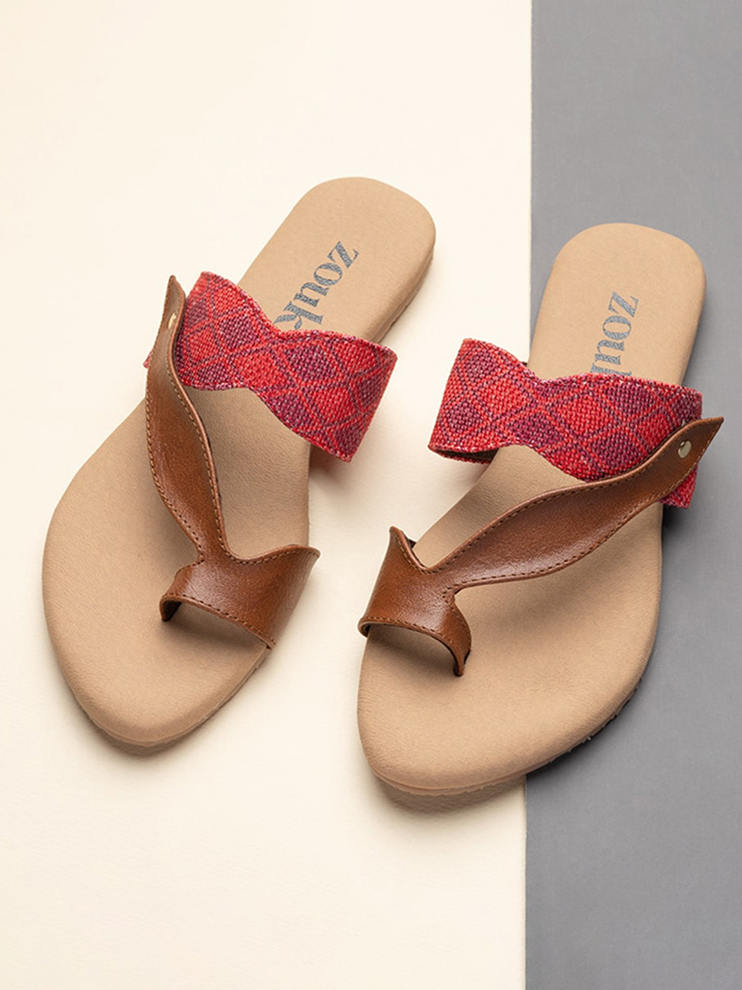 

ZOUK Women Printed One Toe Flats, Red