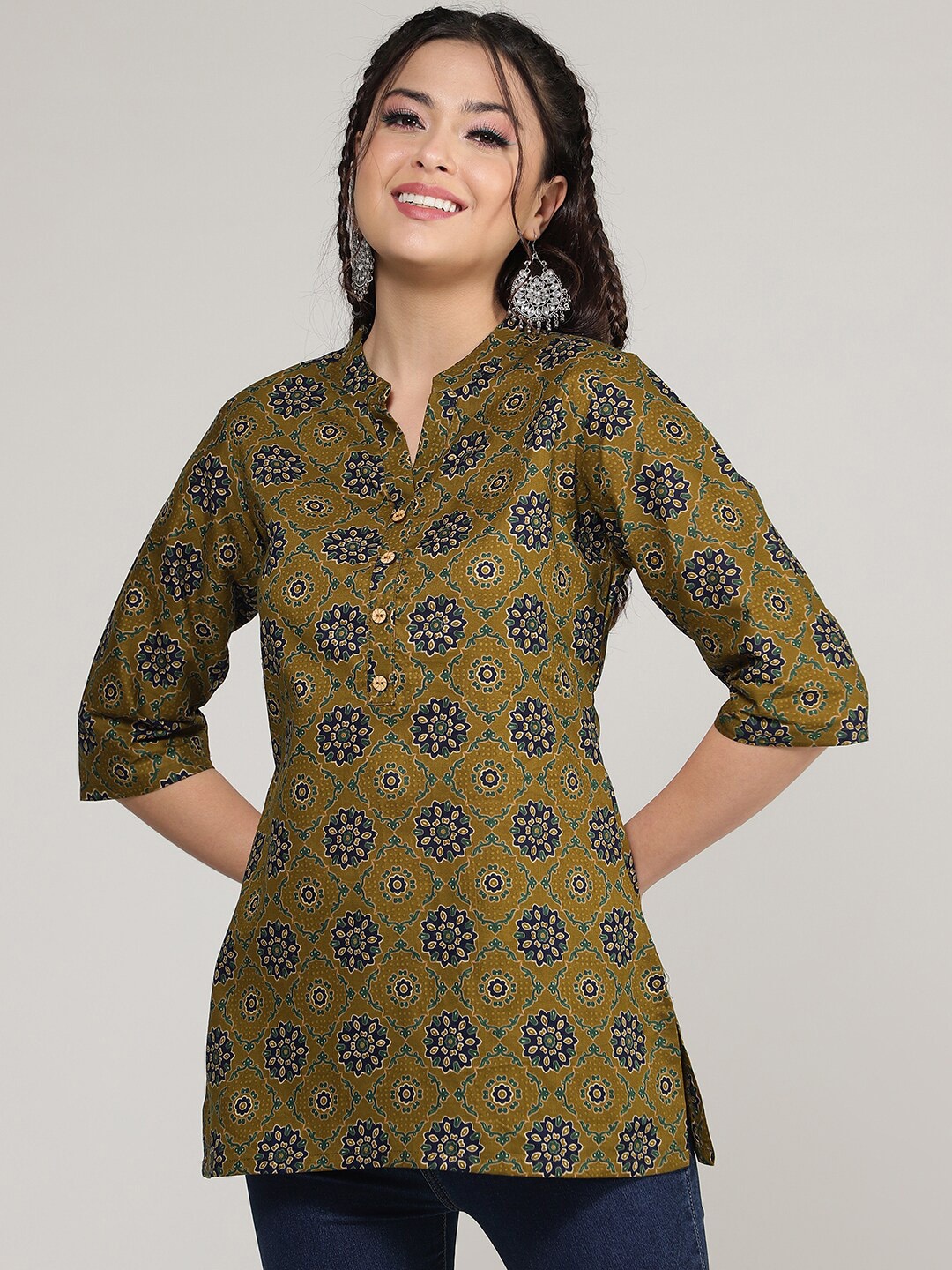 

J Turritopsis Floral Printed Pure Cotton Kurti, Green