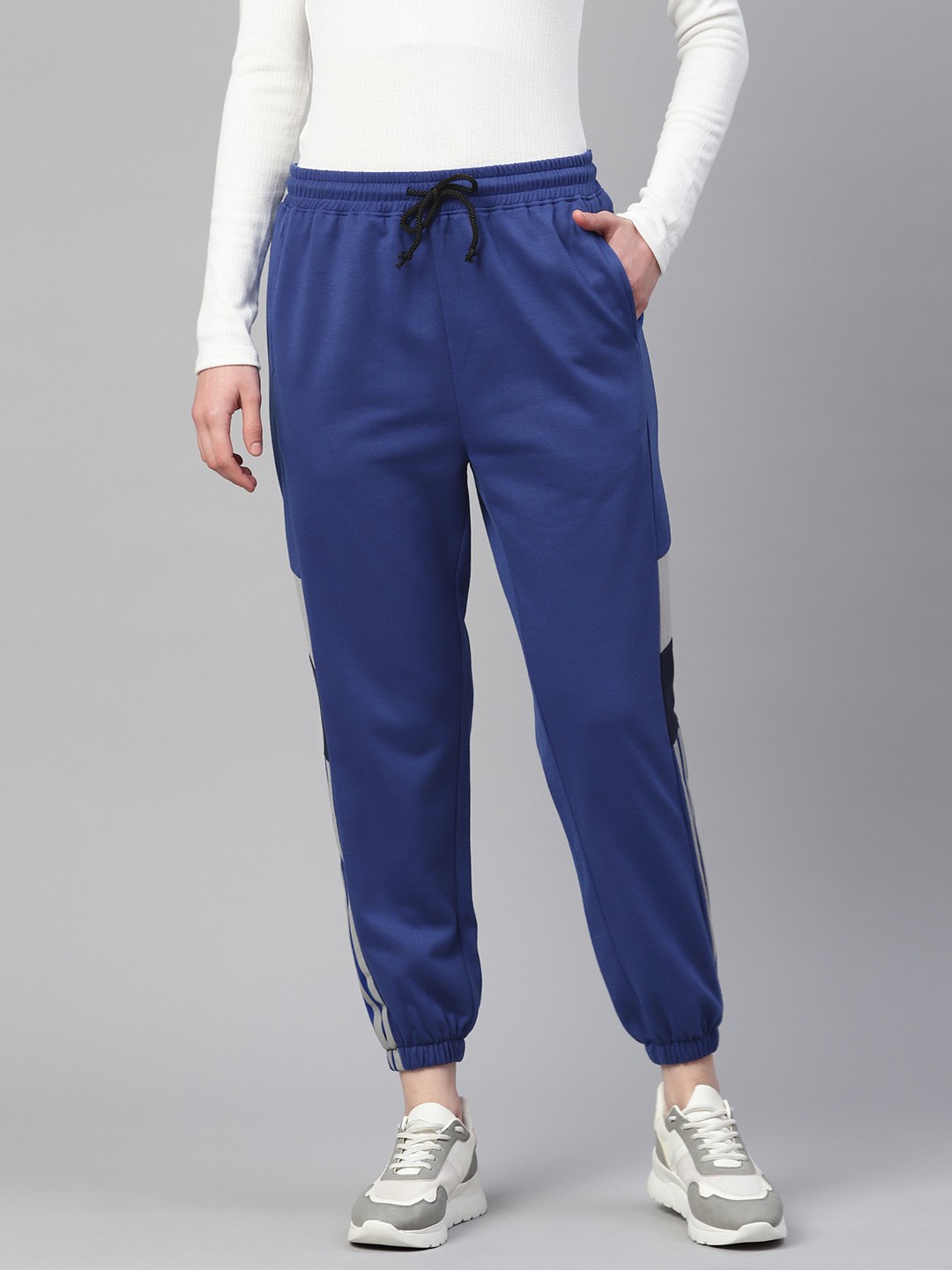 

Laabha Women Solid Regular Fit Joggers, Blue