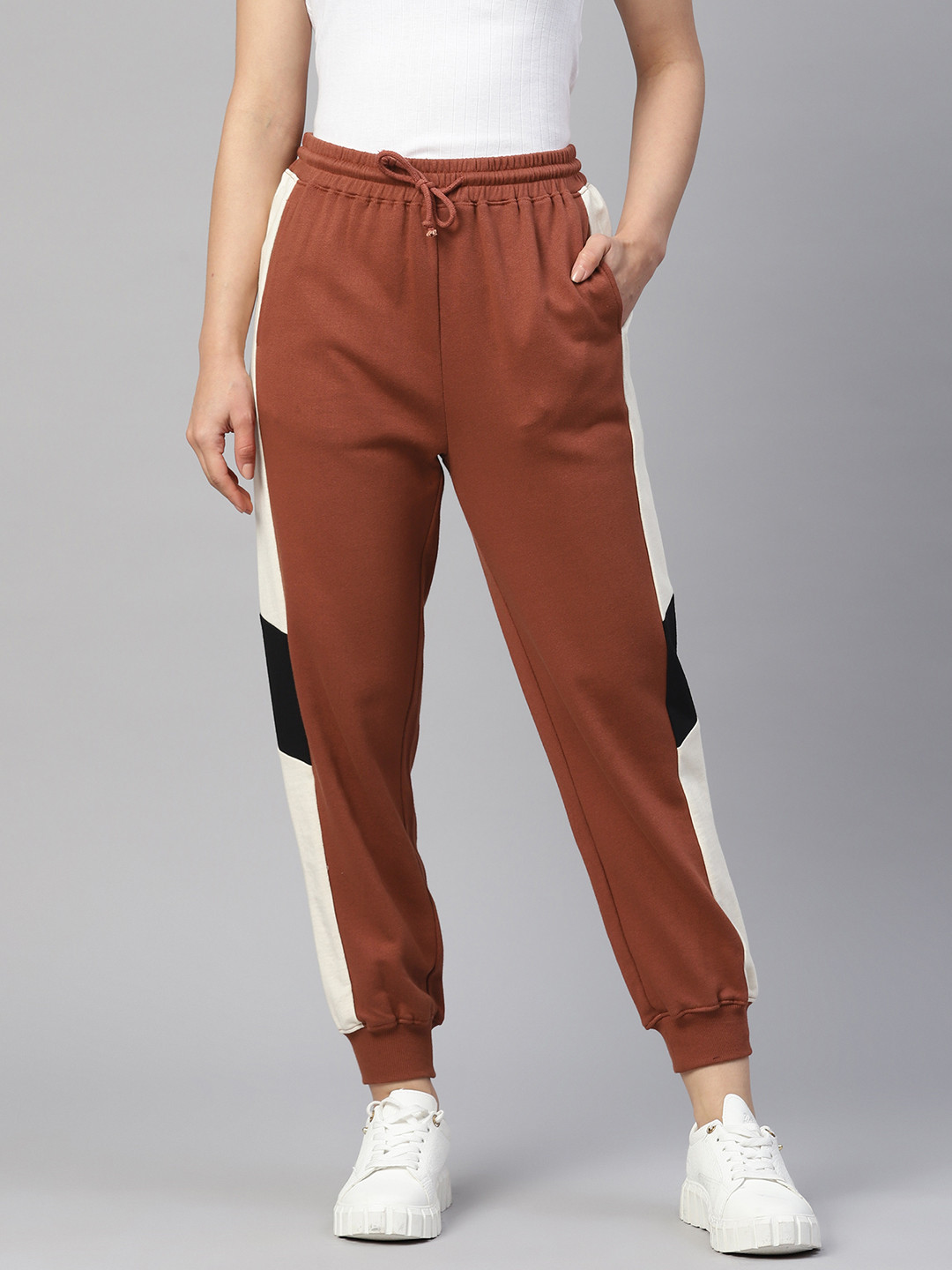 

Laabha Women Colourblocked Regular Fit Joggers, Brown
