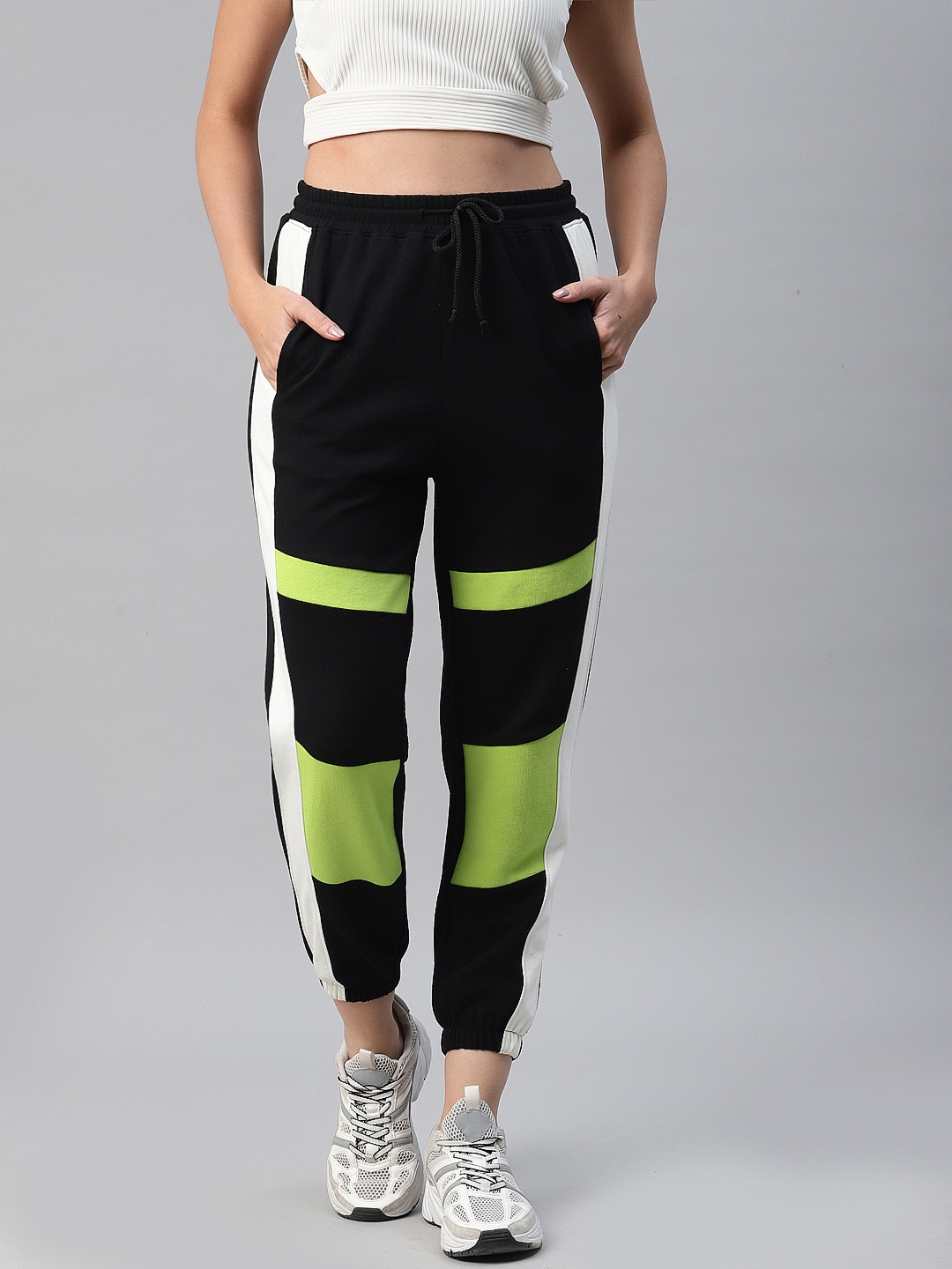 

Laabha Women Colourblocked Joggers, Black