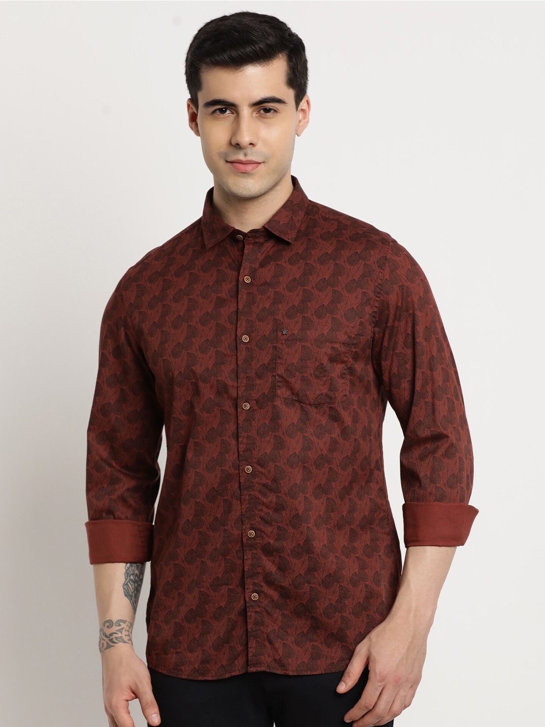 

Turtle Men Relaxed Slim Fit Floral Printed Pure Cotton Casual Shirt, Maroon