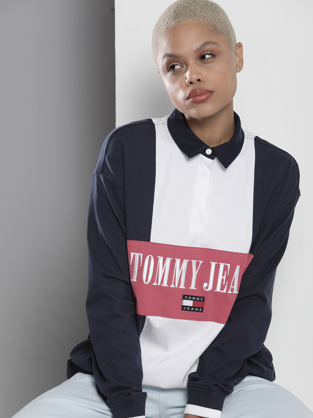 

Tommy Hilfiger Women Pure Cotton Colourblocked Polo Collar T-shirt, White