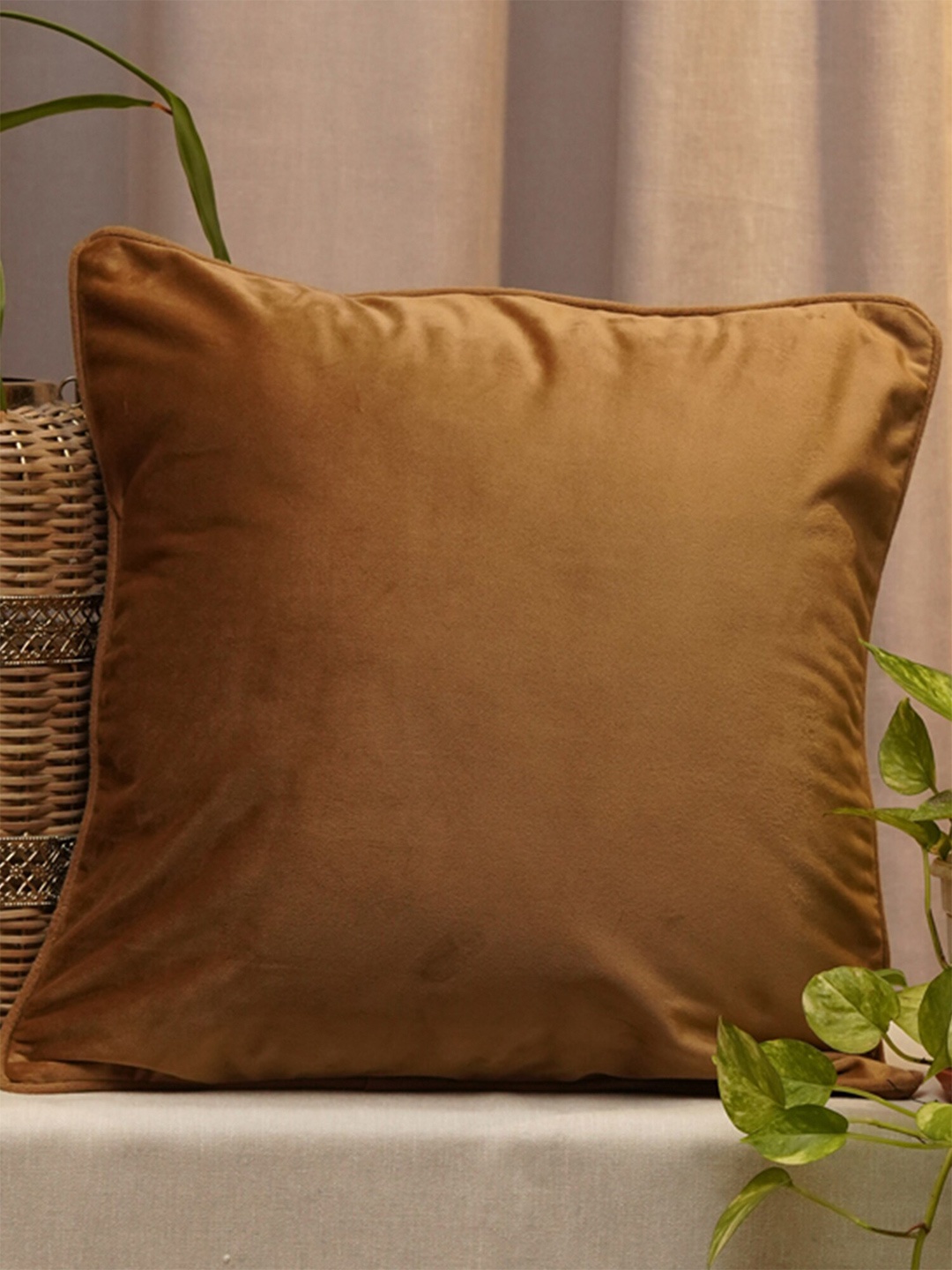 

ZEBA Brown Velvet Square Cushion Cover