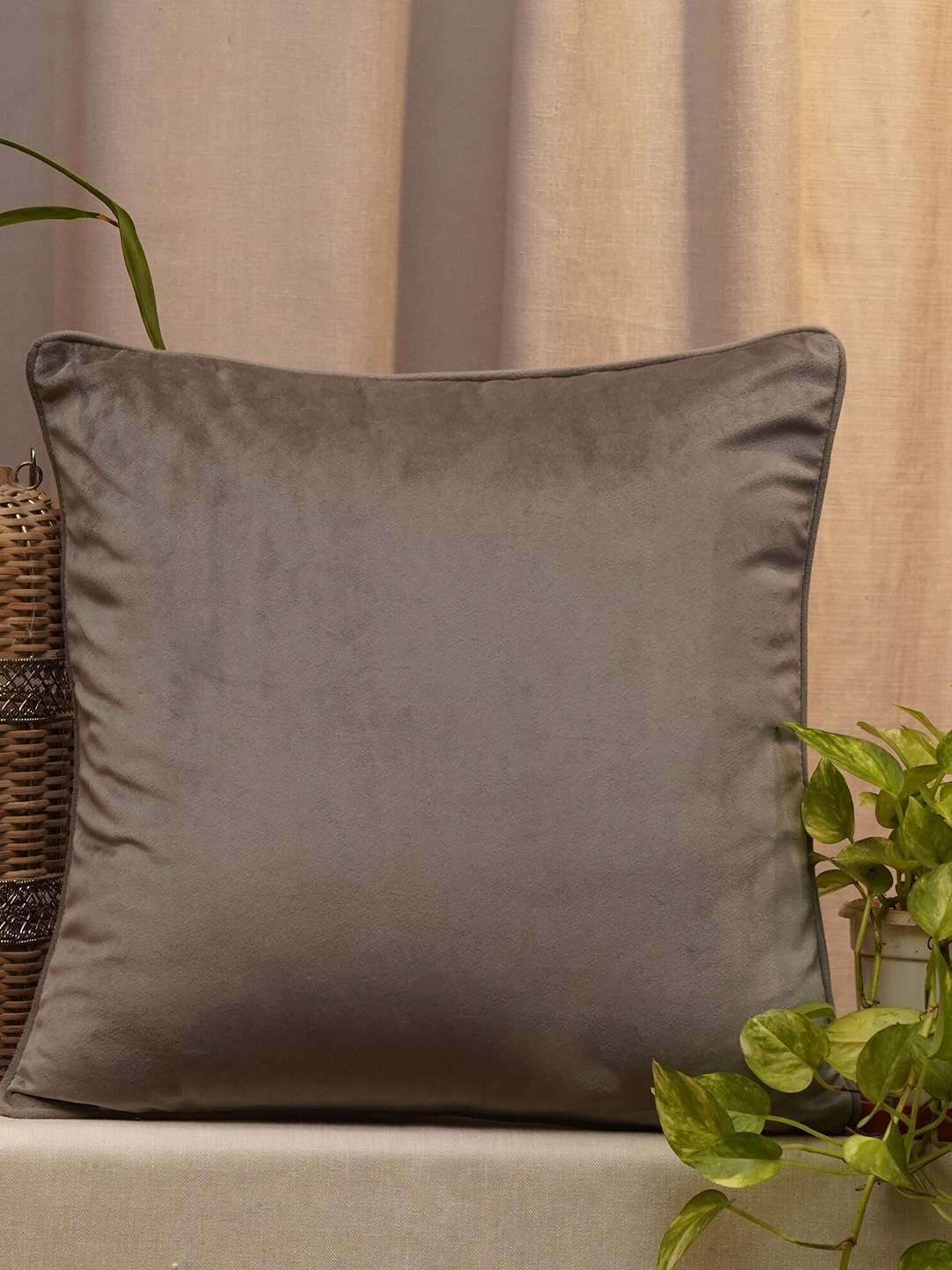 

ZEBA Grey Velvet Square Cushion Cover