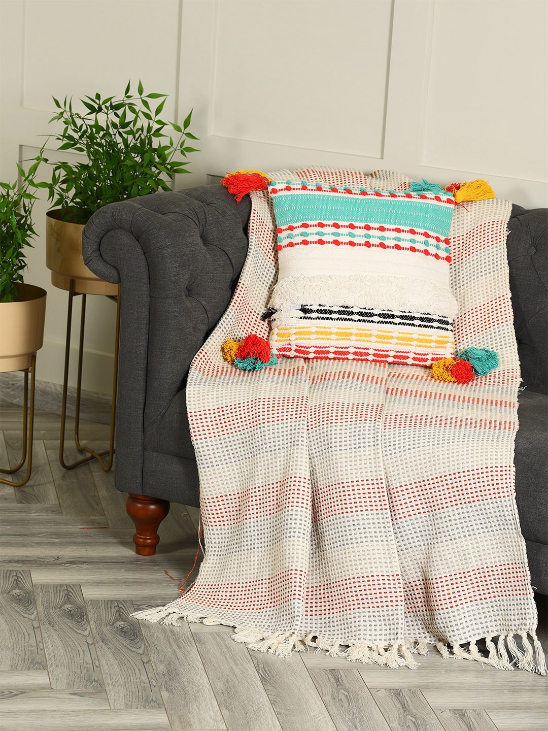 

SASHAA WORLD 100% Cotton Decorative Cushion Cover with Zipper 45X45 cm, White
