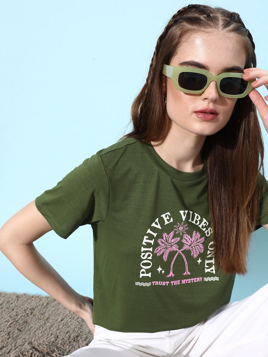 

Dressberry Olive Green Graphic High Printed Casual T-shirt