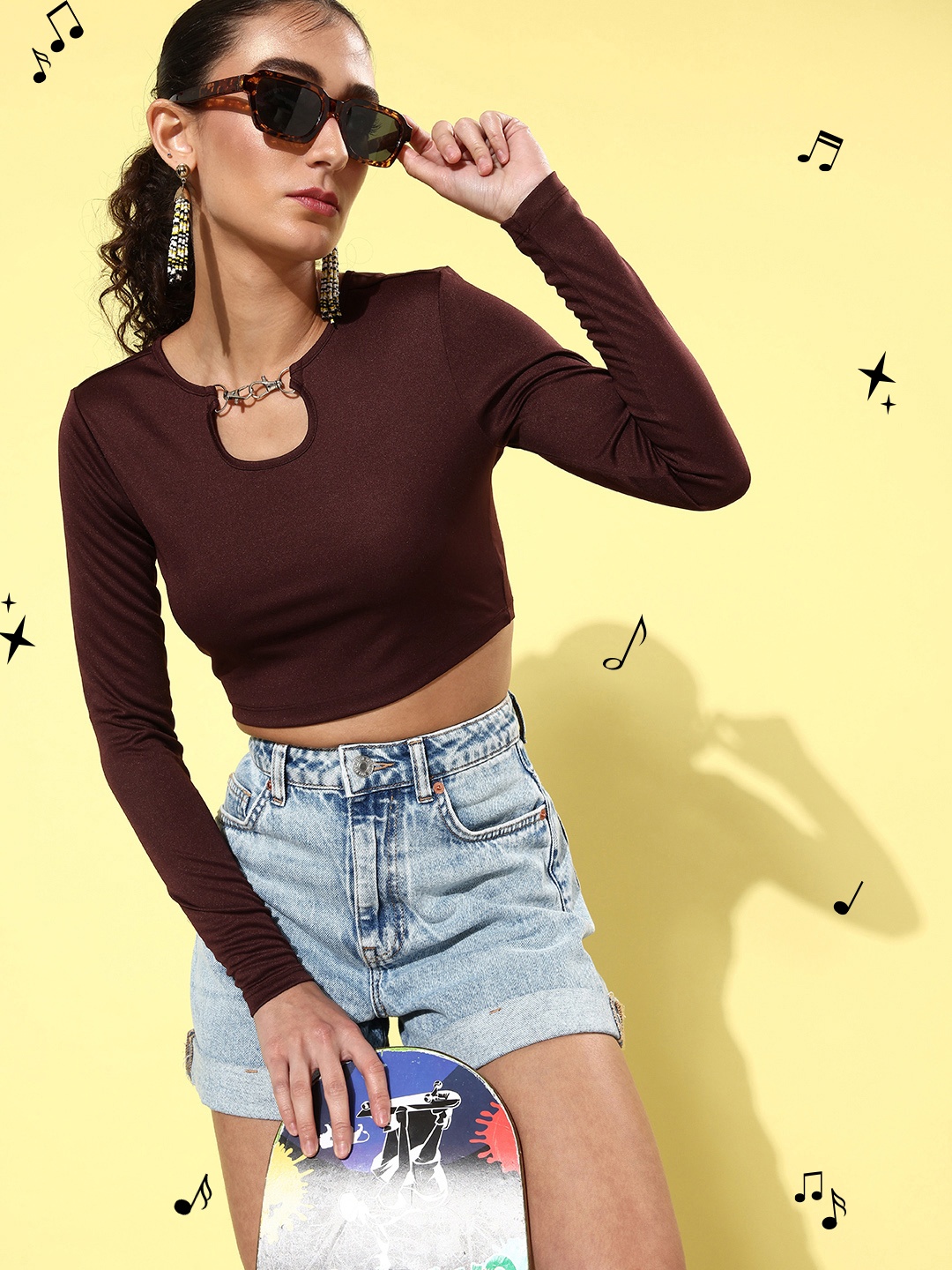 

Dressberry Solid Keyhole Neck Crop Top, Burgundy