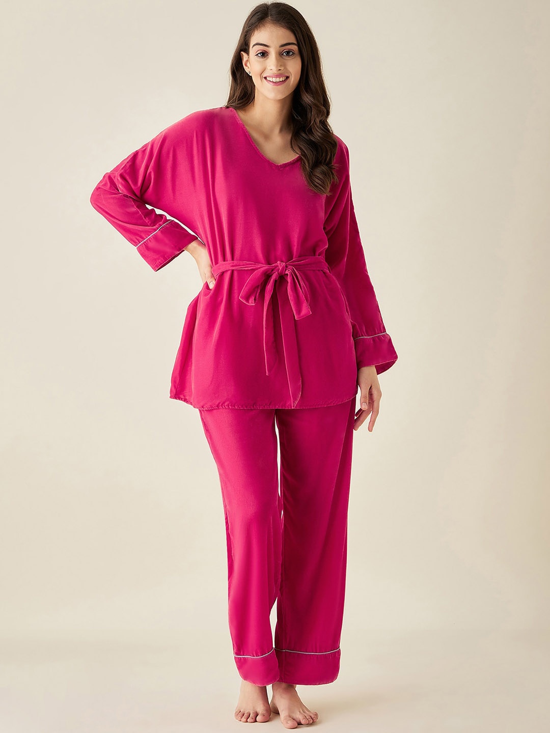 

The Kaftan Company V-Neck Night suit, Pink