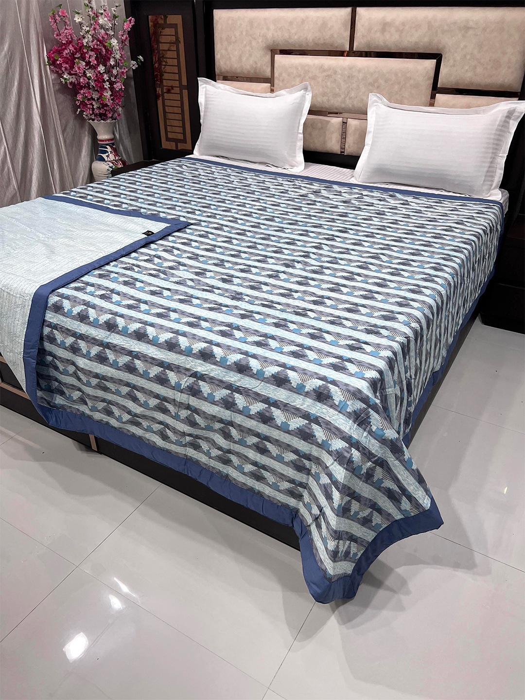 

Pure Decor Silken White & Blue Geometric AC Room 233 GSM Double Bed Dohar