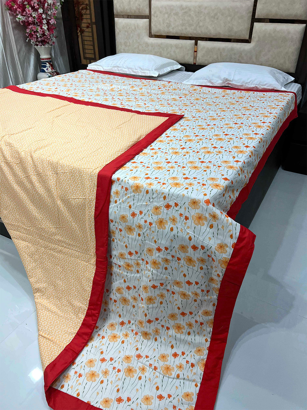 

Pure Decor Silken White & Red Floral AC Room 233 GSM Double Pure Cotton Bed Dohar