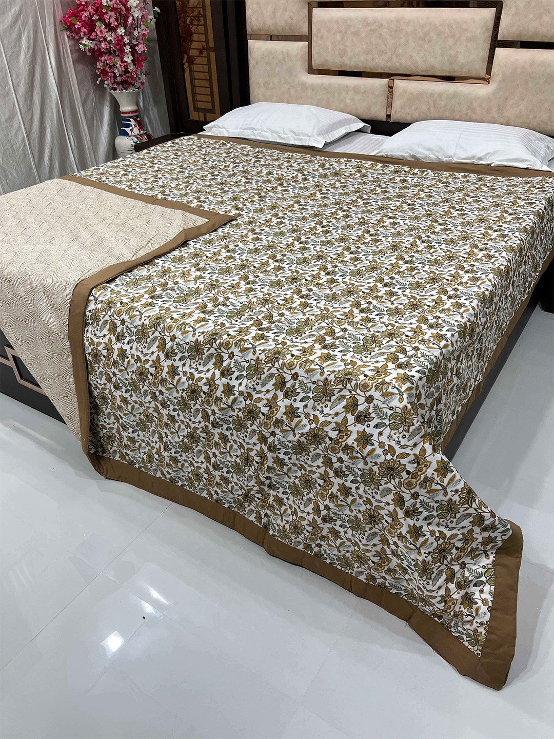 

Pure Decor Silken Brown & Green Floral AC Room 233 GSM Double Pure Cotton Bed Dohar