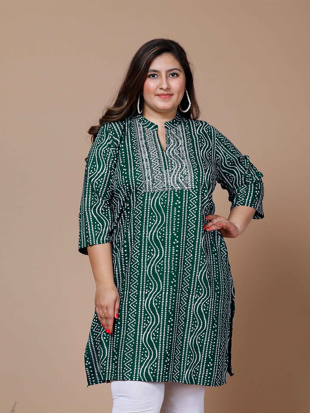 

MIRAVAN Women Bandhani Printed Kurta, Green
