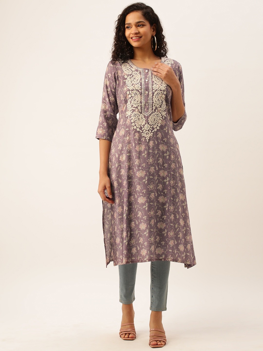 

ZOLA Floral Embroidered Keyhole Neck Thread Work Anarkali Kurta, Purple