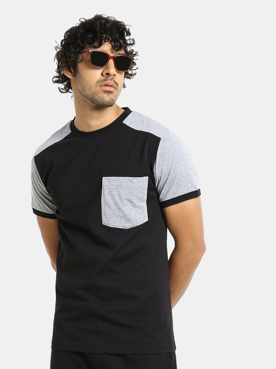 

Bewakoof Men Colourblocked Cotton T-shirt, Black