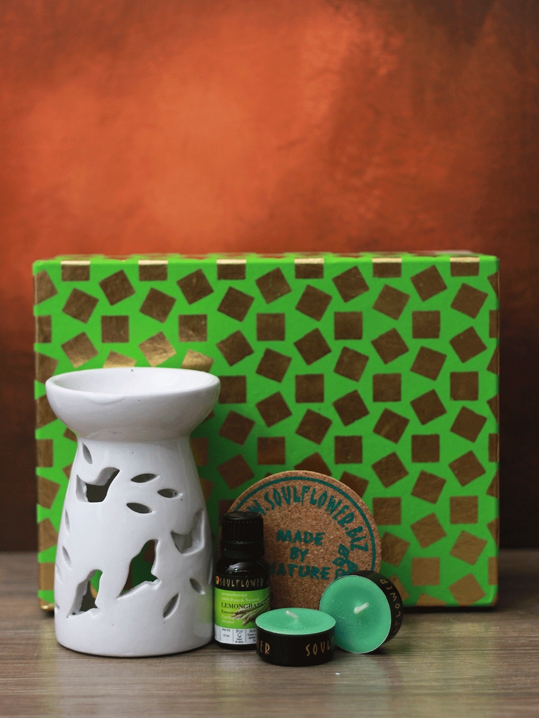 

Soulflower Lemongrass Aroma Oil Diffuser 15 ml, Green