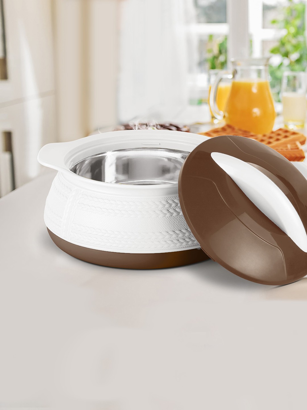 

Milton Adore Jr. White Set of 3 Insulated Inner Casserole Set 410ml, 740ml, 1.25L, Brown