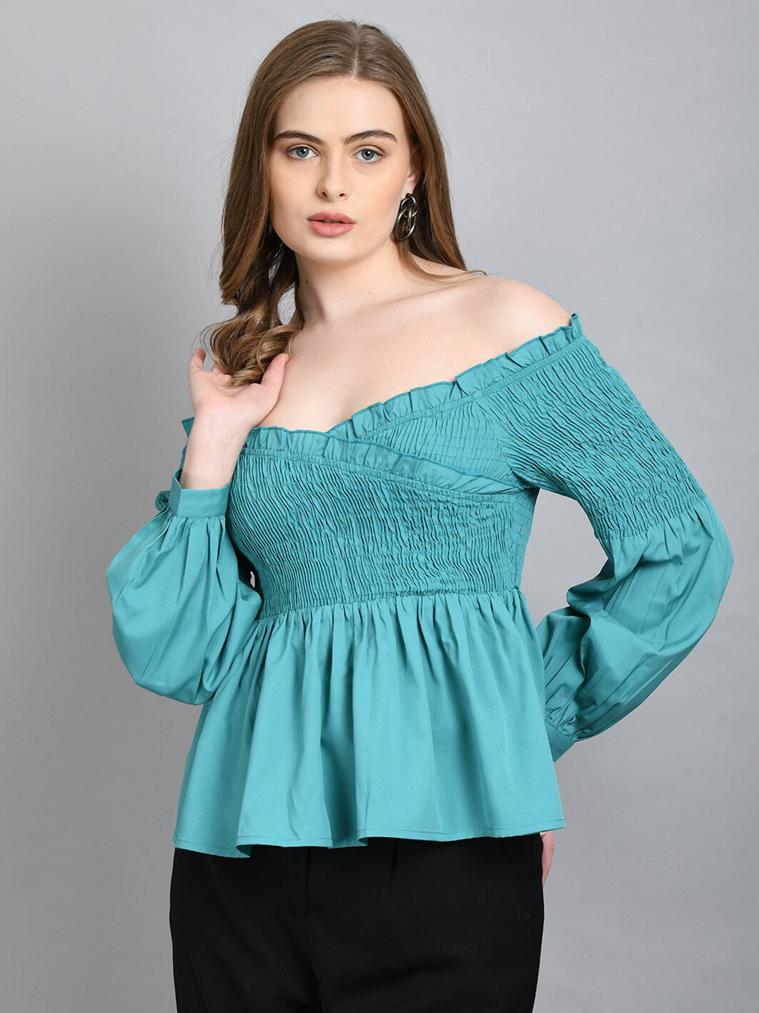 

PRETTY LOVING THING Off-Shoulder Smocked Bardot Top, Green