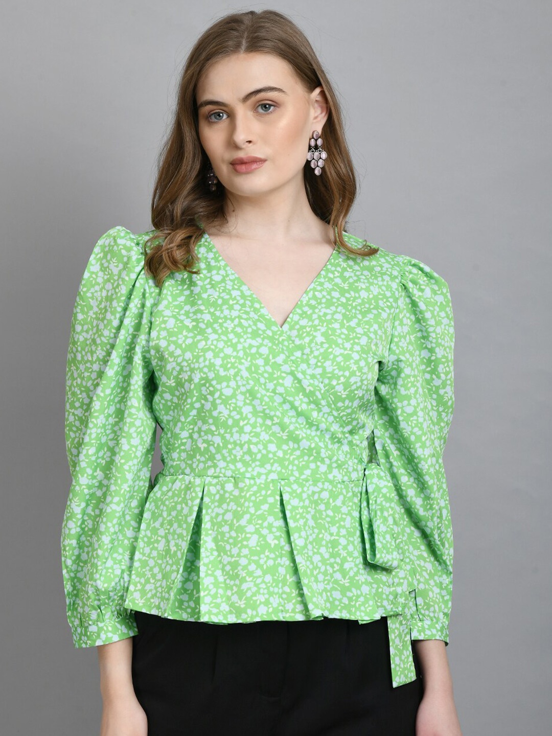 

PRETTY LOVING THING Floral Printed Wrap Top, Green