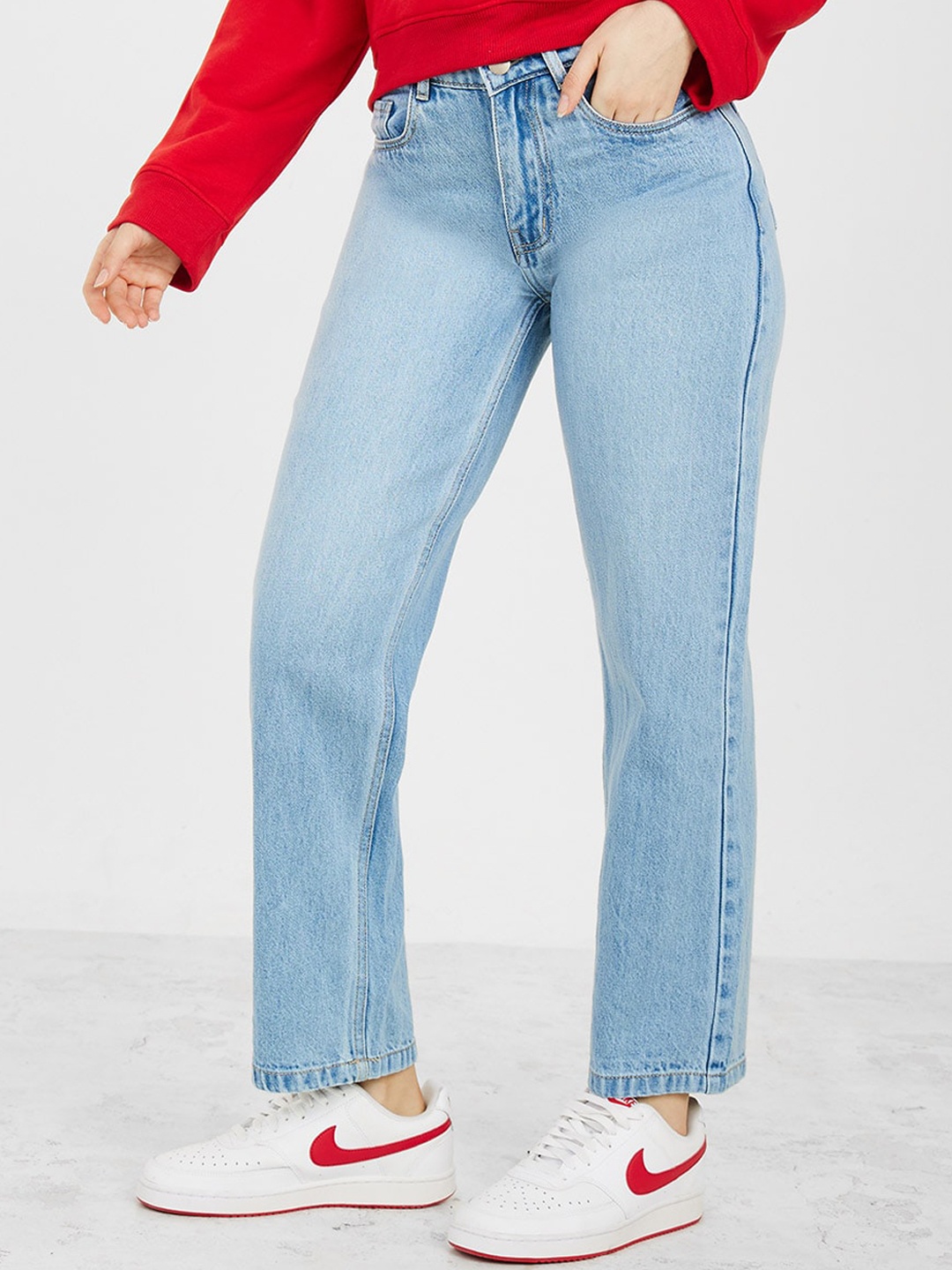 

Styli Women High-Rise Low Distress Heavy Fade Jeans, Blue