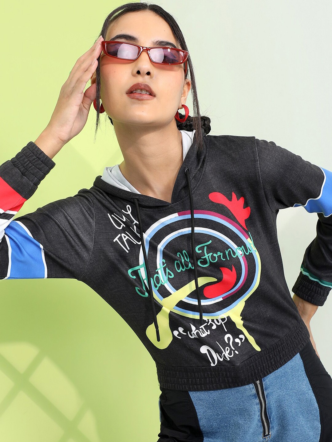 

Tokyo Talkies Women Printed Hooded Sweatshirt, Black
